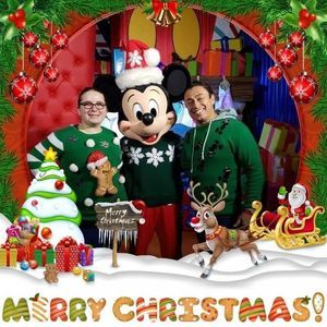 Meet your Posher, Lora-marie